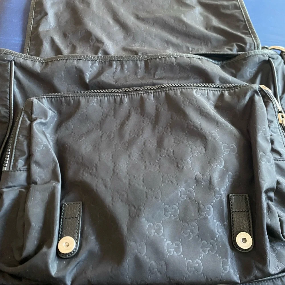 Gucci Black Monogram Nylon Messenger bag -large with Leather Logo Patch
